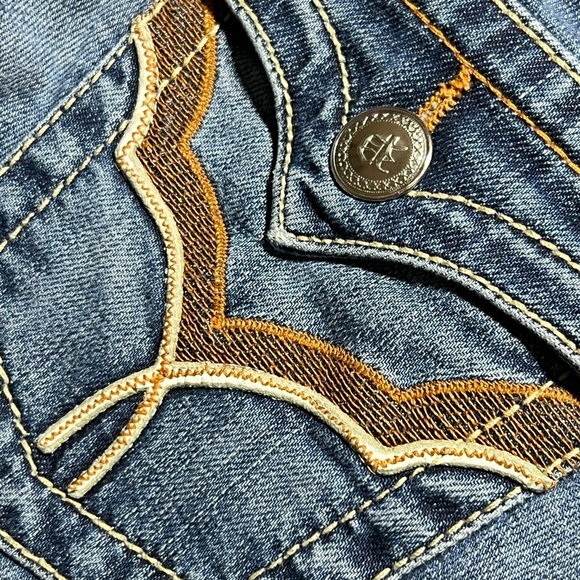 🆕Plastic By Gly Chic Flare Jeans with distress - Picture 6 of 14